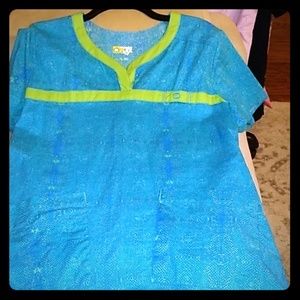 Wonder Flex uniform top